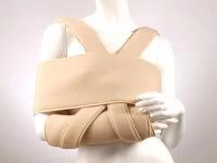 Фиксирующая повязка верхней конечности по типу Дезо FS 3902 "Fosta" Фиксирующая повязка верхней конечности по типу Дезо FS 3902 "Fosta"